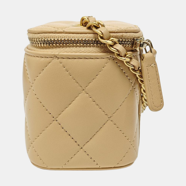VANITY CASE Small Quilted Lambskin Beige