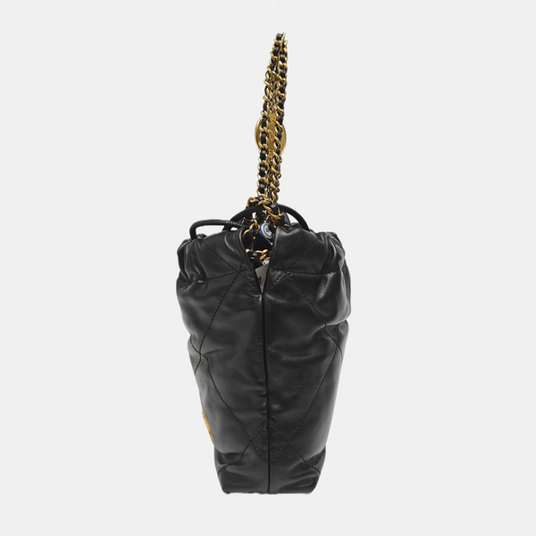 CHANEL 22 Mini Quilted Calfskin Black