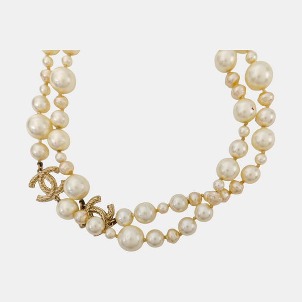 Faux Pearl White Necklace