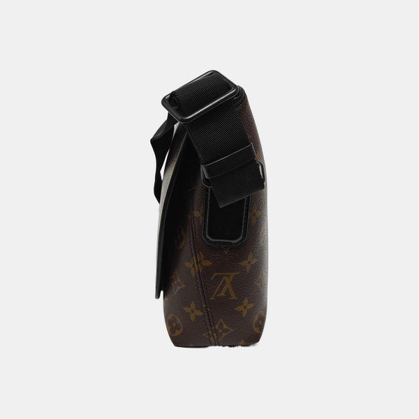 MAGNETIC Monogram Coated Canvas Brown