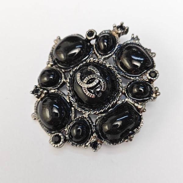 CC Logo Metal Black Brooch
