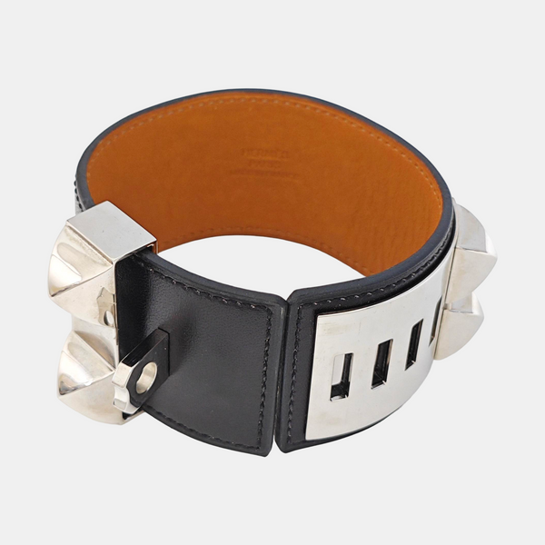 Collier De Chien Leather Black Bangle