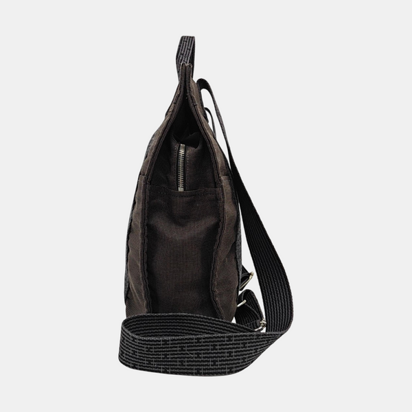 Her Line 31 Canvas Gray