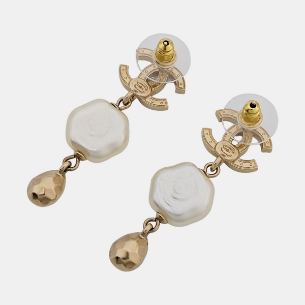 Faux Pearl White Stud Earrings