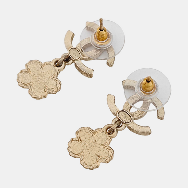 Metal Gold Stud Earrings