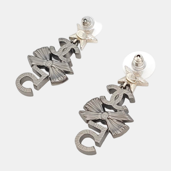 Metal Gray Earrings