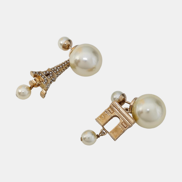 Metal Gold Stud Earrings