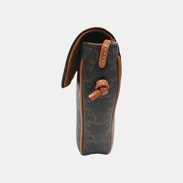 TRIANGLE Coated Canvas Brown
