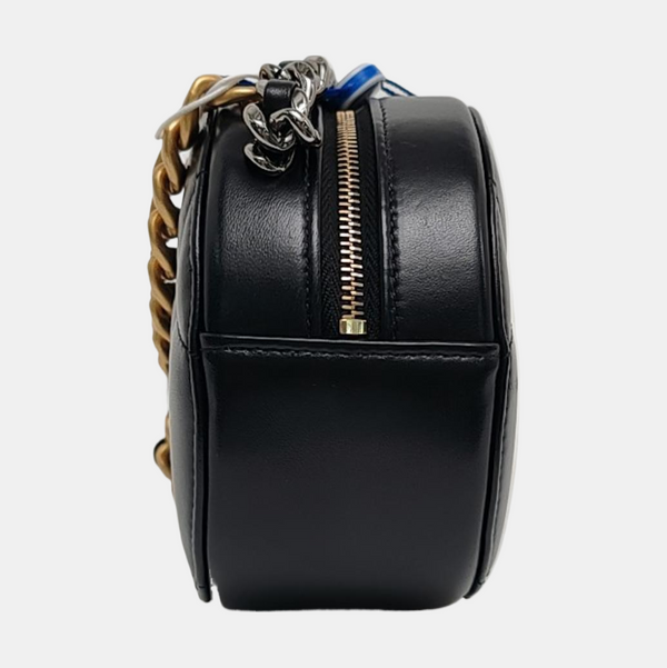 Authenticated pre-owned CHANEL 19 Quilted Lambskin Black - Shoulder Bag at Looply