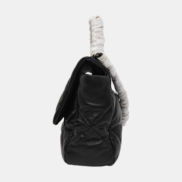 CHANEL 19 Medium Quilted Lambskin Black