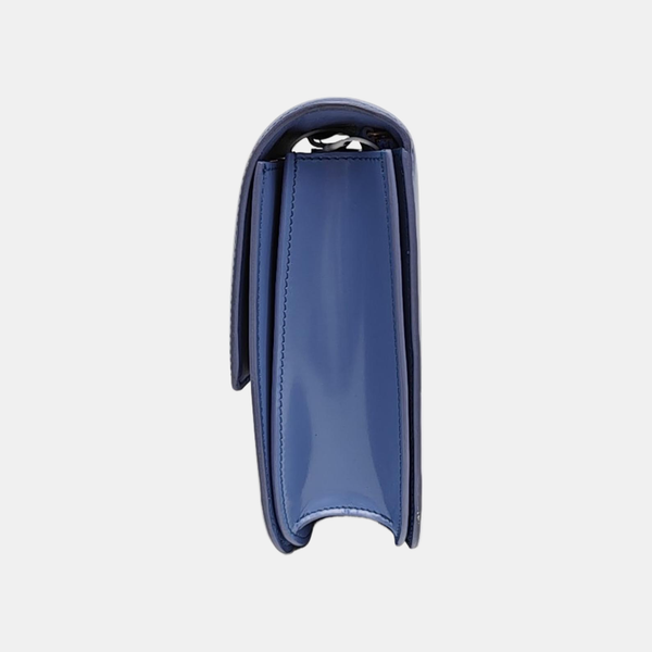 CLASSIC BOX Medium Calfskin Blue