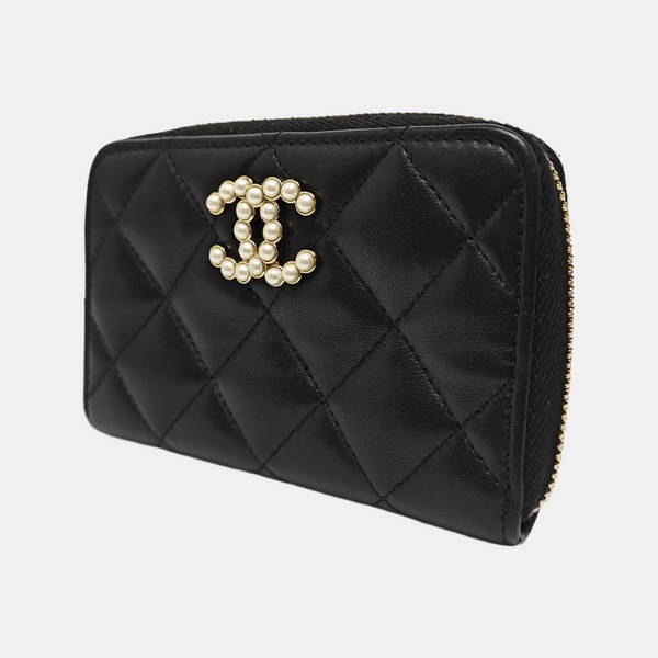 CHANEL 19 Small Quilted Lambskin Black Wallet