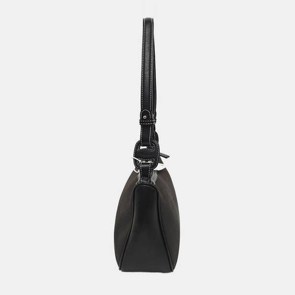Canvas Black