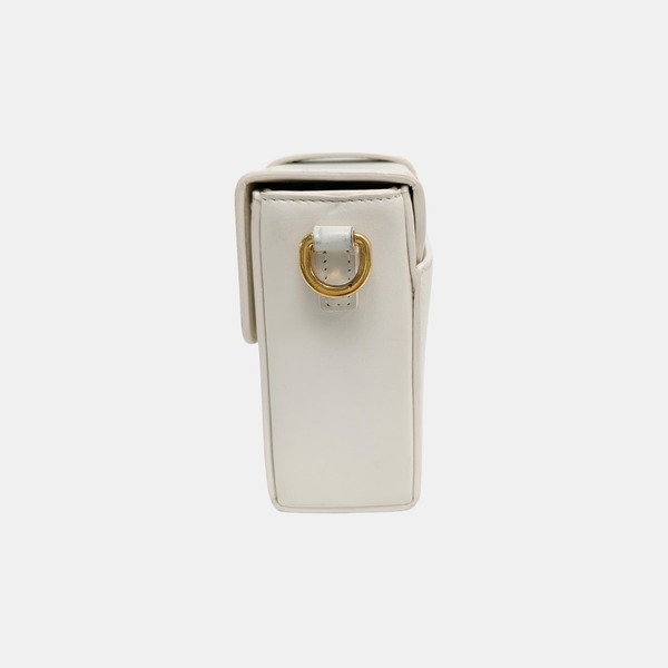 Authenticated pre-owned 30 Montaigne Calfskin White - Shoulder Bag at Looply