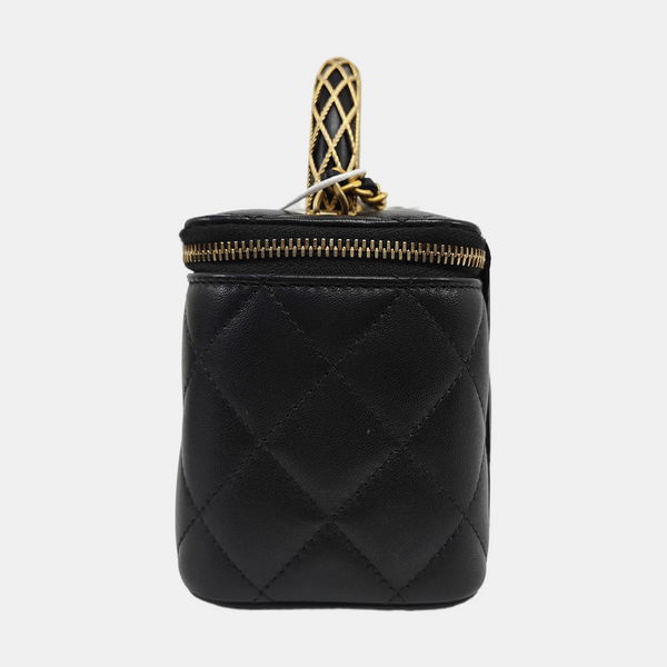 VANITY CASE Small Quilted Lambskin Black
