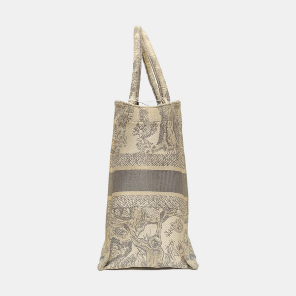 Authenticated pre-owned Book Tote Medium Canvas Grey - Tote Bag at Looply