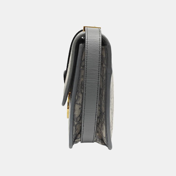 30 Montaigne Medium Oblique Canvas Gray