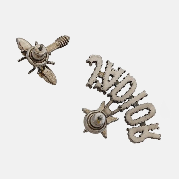 J'adior Metal Silver Stud Earrings