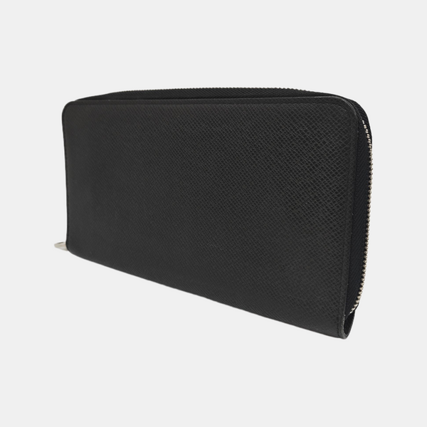 ZIPPY Calfskin Black Wallet