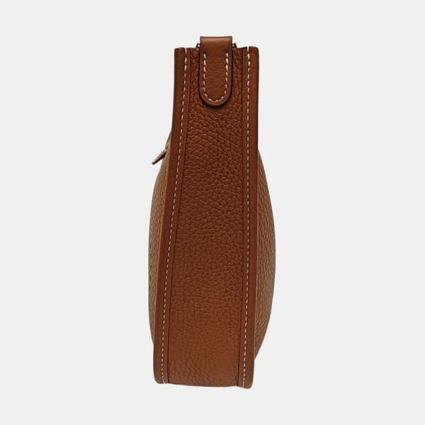 Evelyne TPM Clemence Brown