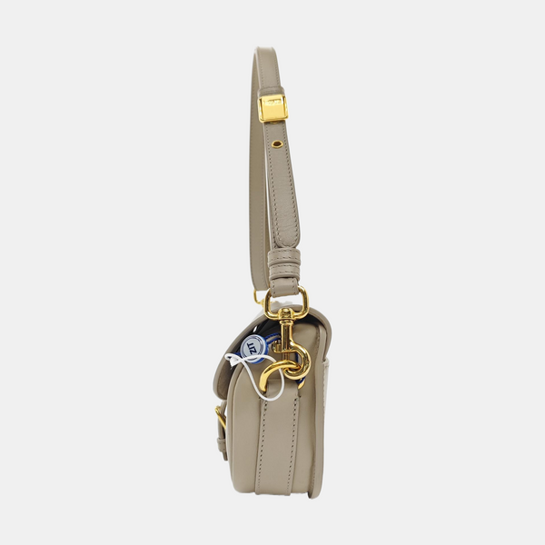 Bobby Medium Calfskin Beige