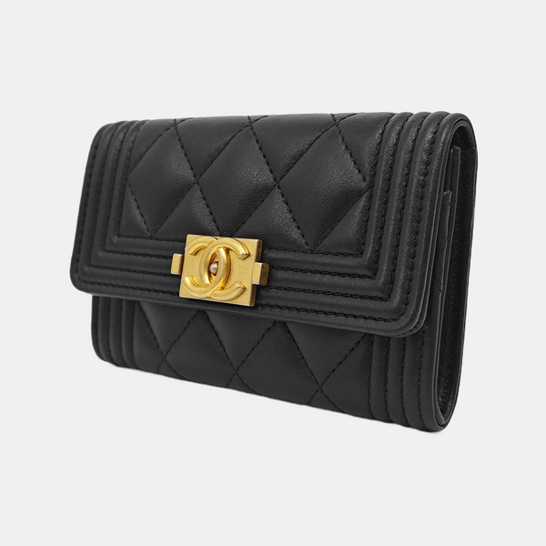 BOY CHANEL Quilted Calfskin Black Card Holder