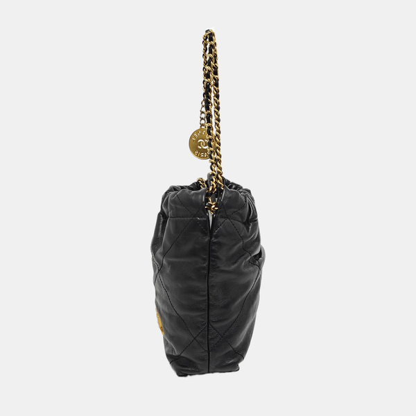 CHANEL 22 Mini Quilted Calfskin Black