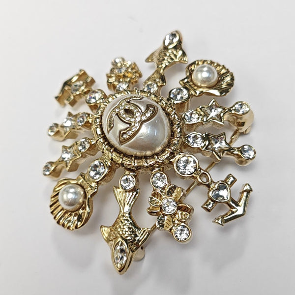 Metal Gold Brooch