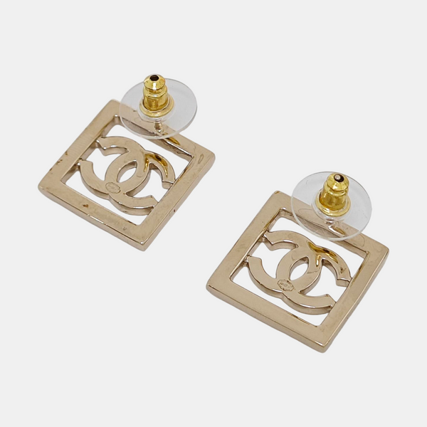 Metal Gold Stud Earrings