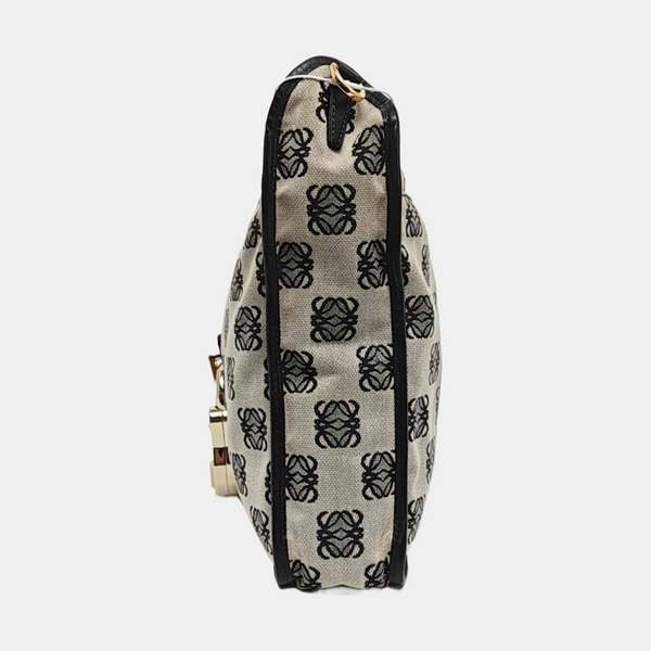 Monogram Canvas Gray