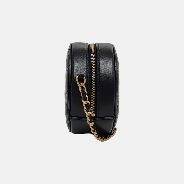 ROUND Quilted Lambskin Black