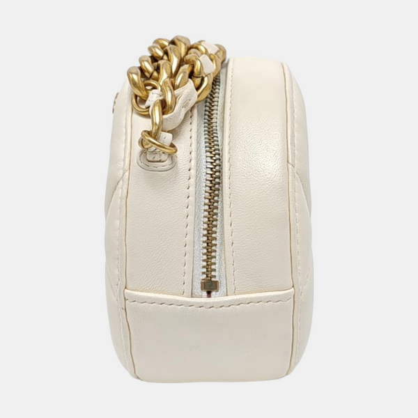 Authenticated pre-owned CHANEL 19 Quilted Lambskin White - Shoulder Bag at Looply