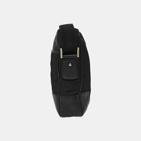 Messenger Fabric Black