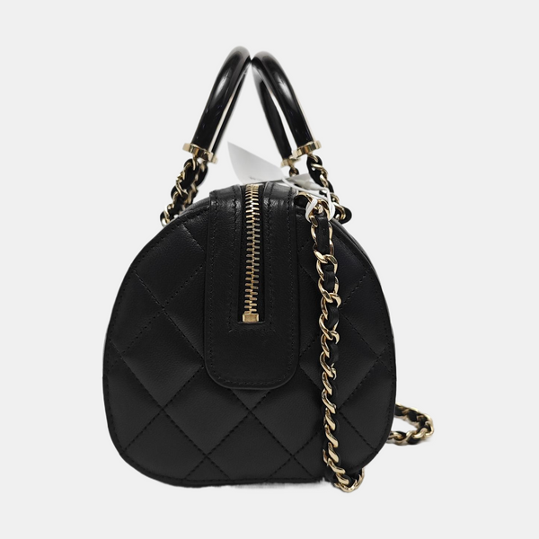 Quilted Lambskin Shoulder Bag Black