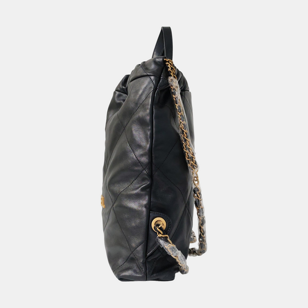 CHANEL 22 Small Quilted Calfskin Black