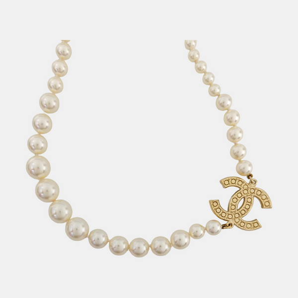 Metal White Necklace