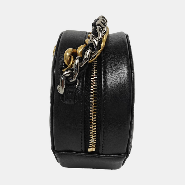 Authenticated pre-owned CHANEL 19 Quilted Lambskin Black - Shoulder Bag at Looply