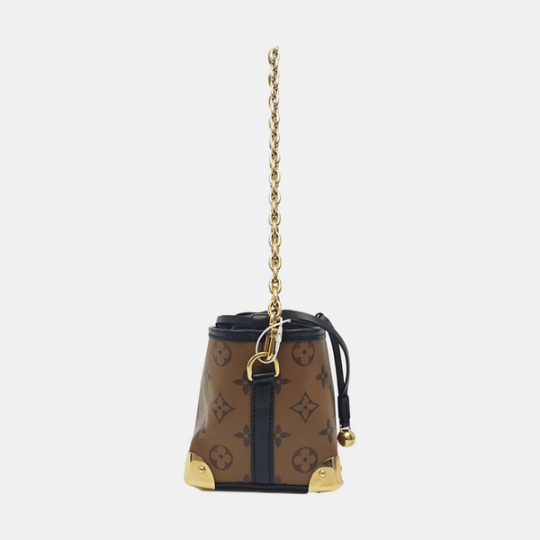 NOÉ PURSE LV CHARMS Monogram Coated Canvas Brown