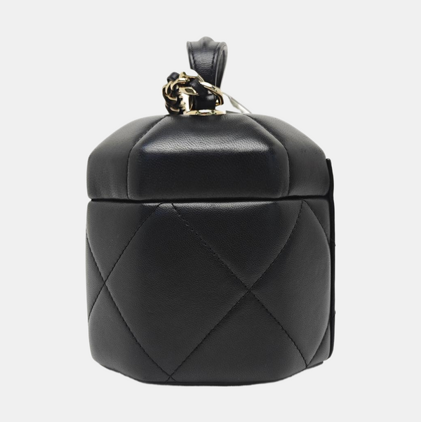 VANITY CASE Small Quilted Lambskin Black