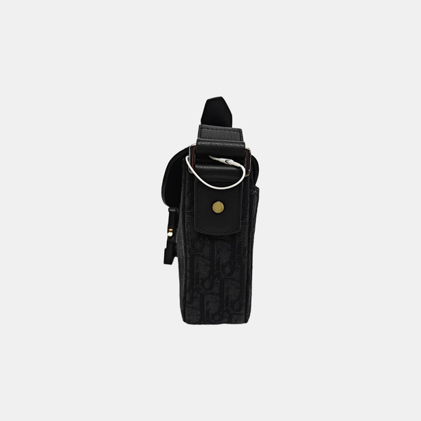 Saddle Small Oblique Canvas Black