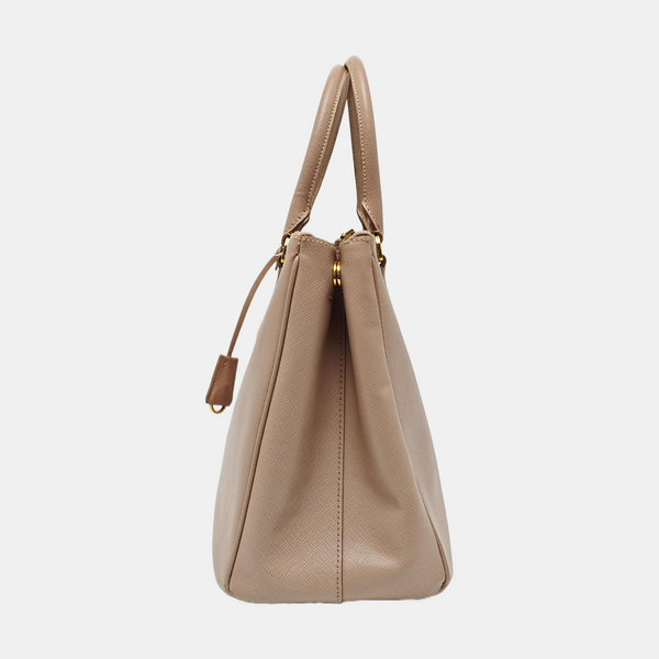 Authenticated pre-owned Galleria Large Saffiano Calfskin Pink - Tote Bag at Looply