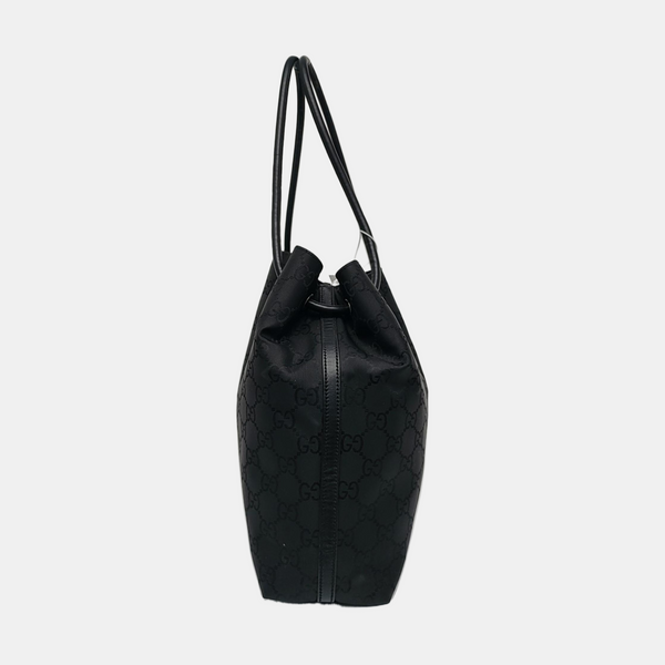 Monogram Canvas Black