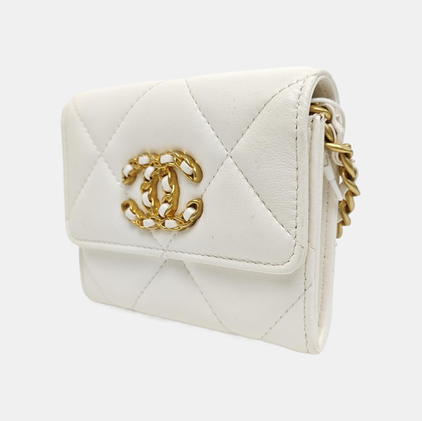 CHANEL 19 Small Quilted Lambskin White
