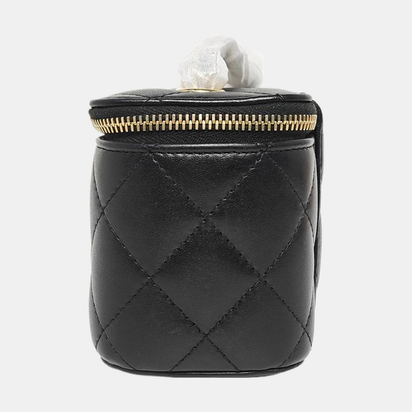 VANITY CASE Mini Quilted Lambskin Black