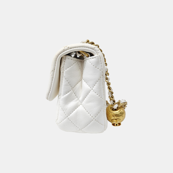 CLASSIC FLAP Mini Quilted Lambskin White
