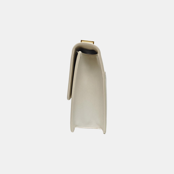30 Montaigne Calfskin White