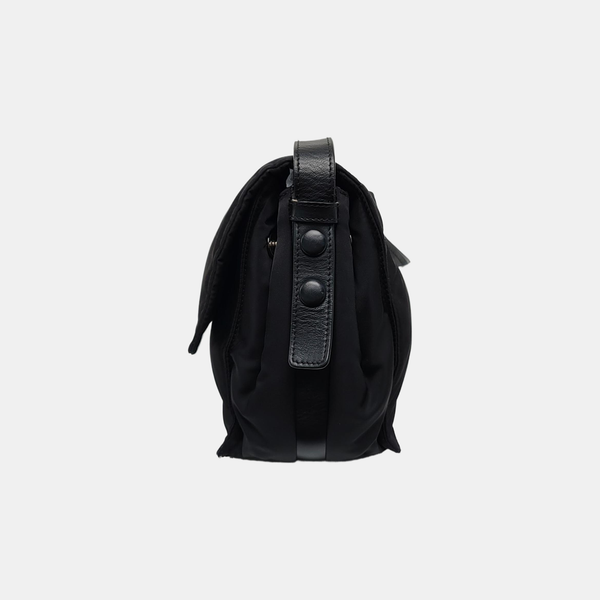 Invite Medium Nylon Black