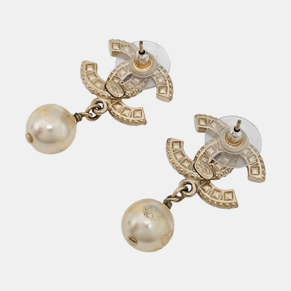 CC Logo Metal Gold Stud Earrings