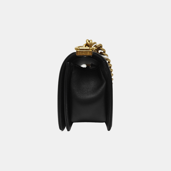 BOY CHANEL Small Quilted Calfskin Black