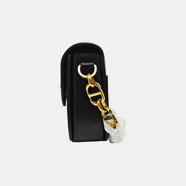 Bobby Medium Calfskin Black